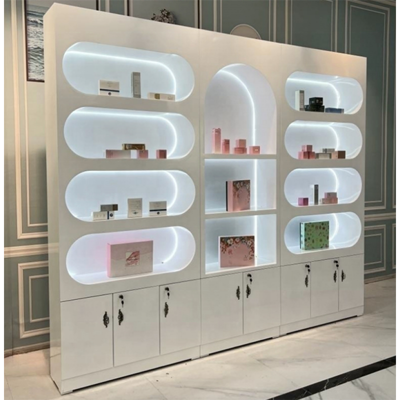 op maat. Cosmetische winkel In - Interior Design White And Wood recensie en prijs